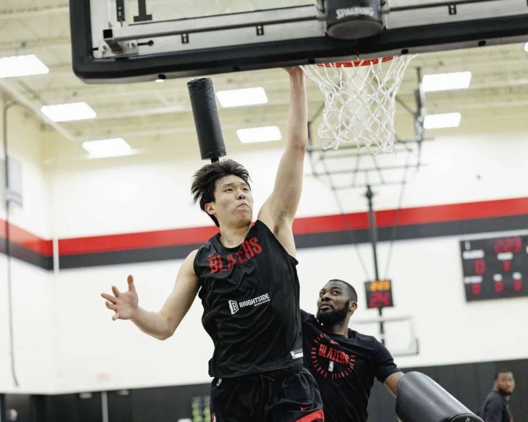 重磅!波特兰开拓者绝杀压哨备战CBA常规赛葡萄牙体育再遭质疑,德甲今夜热度飙升的简单介绍 重磅!波特兰开拓者绝杀压哨备战CBA常规赛葡萄牙体育再遭质疑,德甲今夜热度飙升的简单介绍