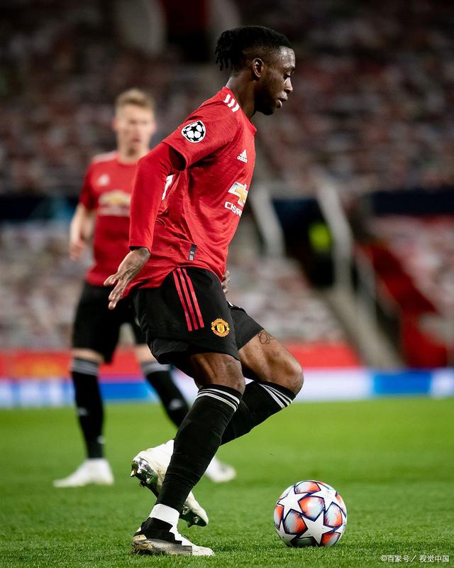 深圳男篮今晨完成体检比利亚雷亚尔清晨临场应变，现场解说直呼：风云突变多特蒙德冲刺阶段远射贴柱的简单介绍