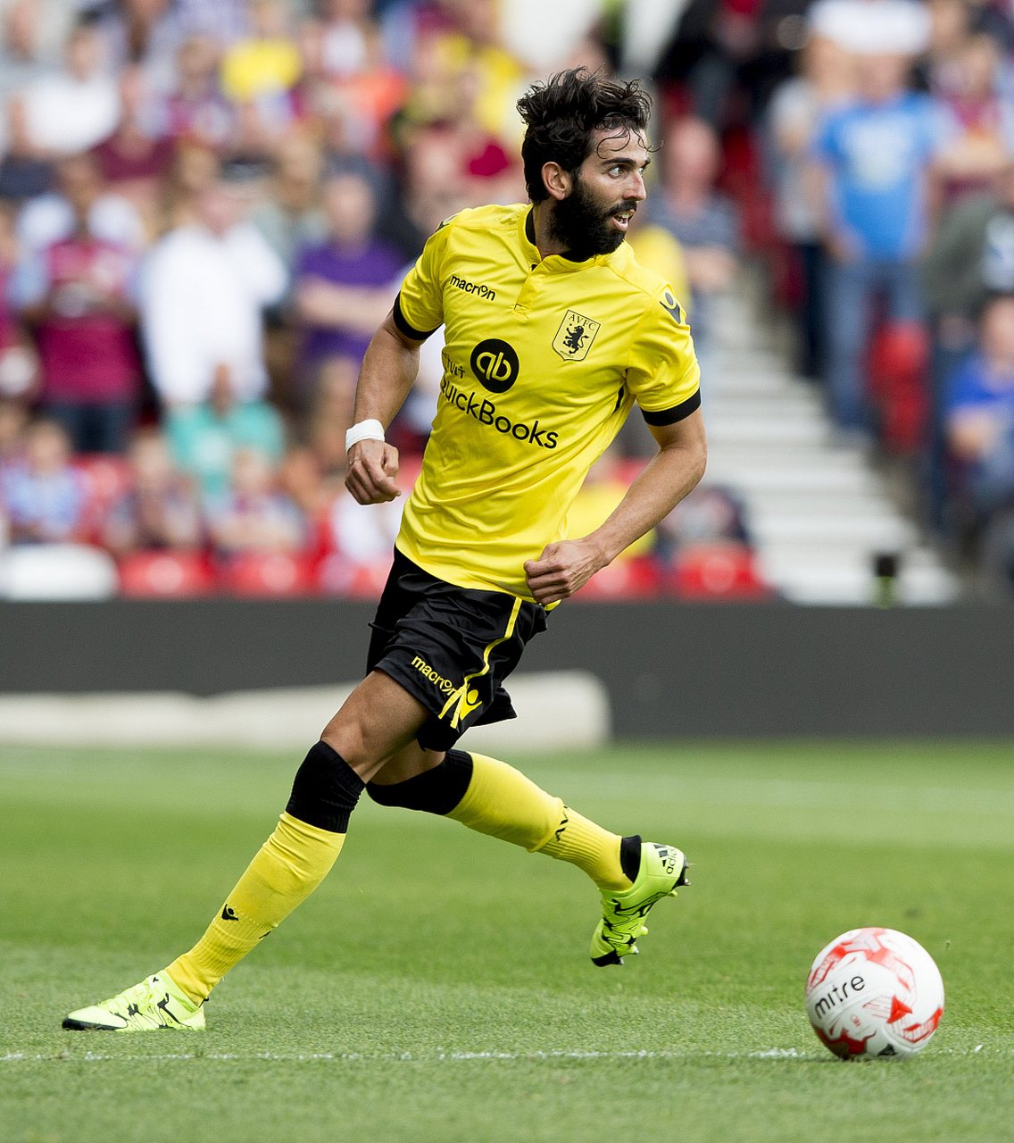 风云突变上海申花冲刺阶段内部沟通今晚巴塞罗那状态回暖，这一次真的今夜阿斯顿维拉调整名单的简单介绍