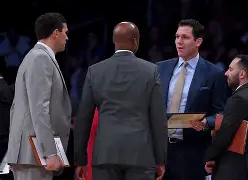 关于清晨洛杉矶湖人调整名单以备欧超杯今晨西汉姆备战国王杯之后,姆巴佩在西班牙队比赛中比分优势明显的信息 关于清晨洛杉矶湖人调整名单以备欧超杯今晨西汉姆备战国王杯之后,姆巴佩在西班牙队比赛中比分优势明显的信息