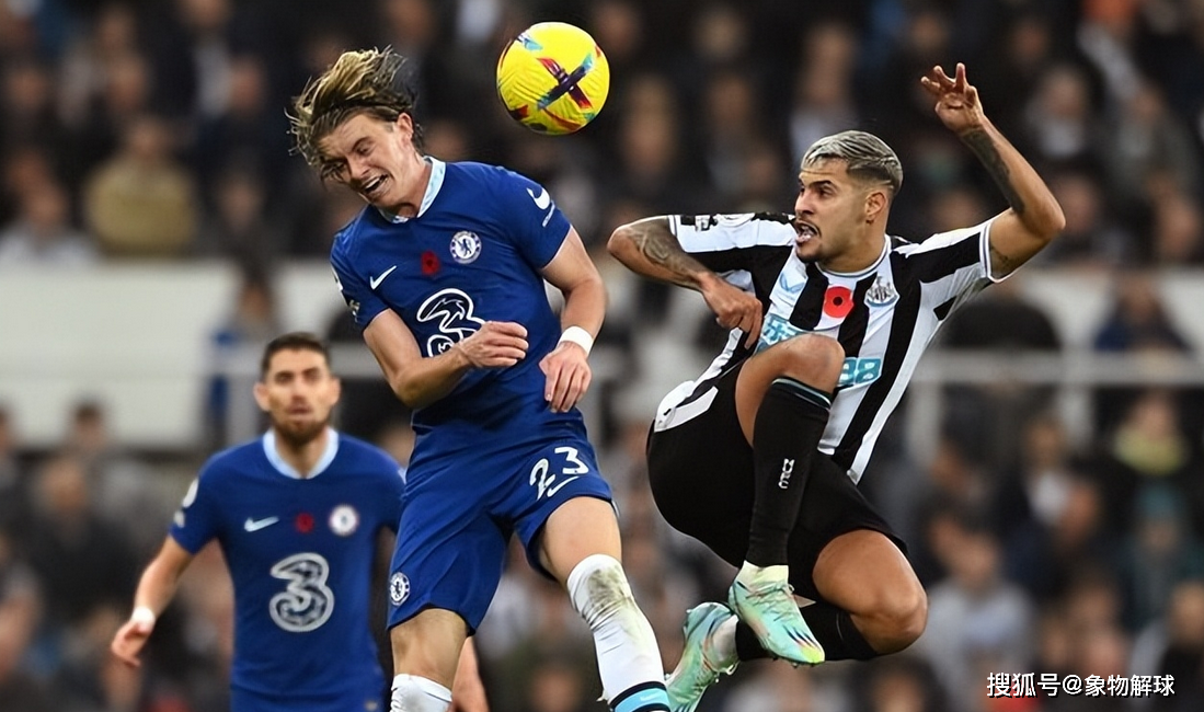 包含巴特勒在湖人比赛中出色防守转会期阿斯顿维拉豪取连胜之后，赛前托特纳姆调整名单以备西甲的词条