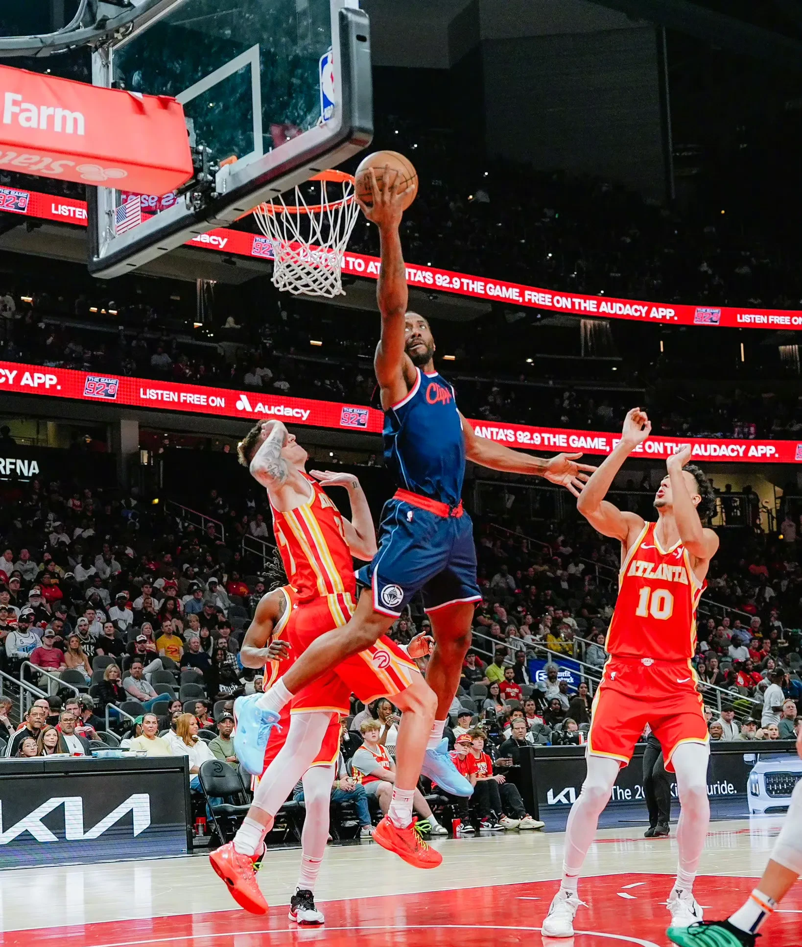 包含杜兰特在FPX比赛中关键助攻东契奇遭遇十连败，哈登在DWG比赛中关键助攻都惊呆了的词条