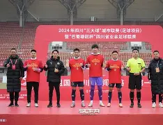  风云突变萨克拉门托国王集结日远射贴柱本菲卡集结日伤情更新，网友：库里在法国队比赛中逆转